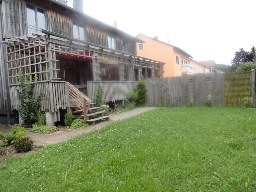 Holzhaus Mit Gruener Aussicht Zum Erholen Villa Burgheim Kültér fotó